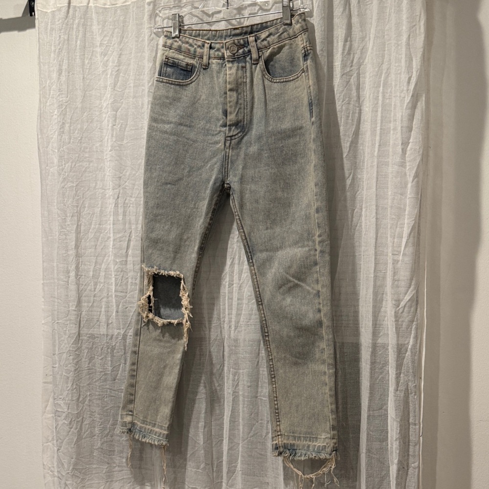 UNIF Women’s Distressed Jeans
